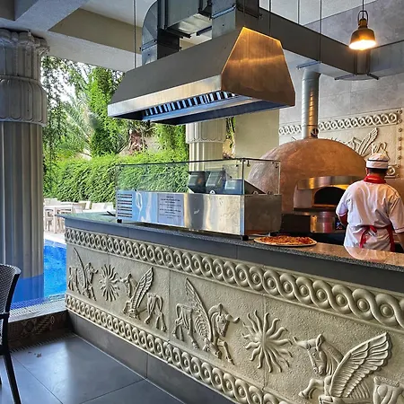 Delux Argisht アパート ゴールデンサンド