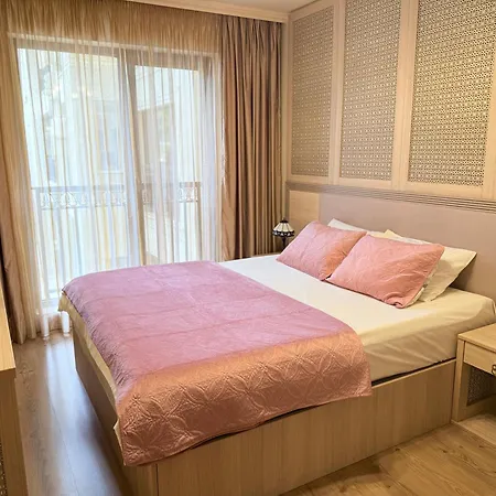 Delux Argisht ゴールデンサンド